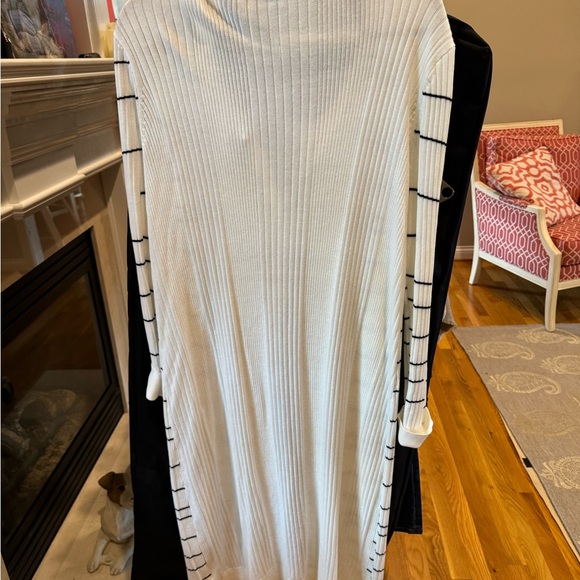 CABi Ribbed Long Button Up Sweater - size L - Picture 8 of 9